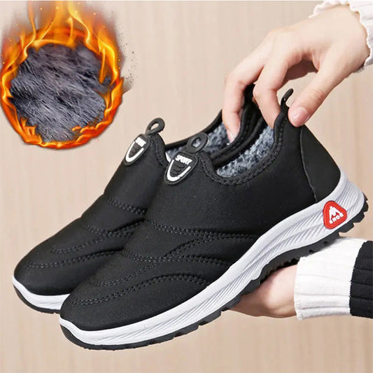 PLUSHBOOT™ - Universeller Sneaker